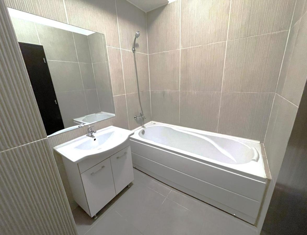 Taste Of Iasi - Two Room Apartment - Central - Sunset Touch Exterior foto