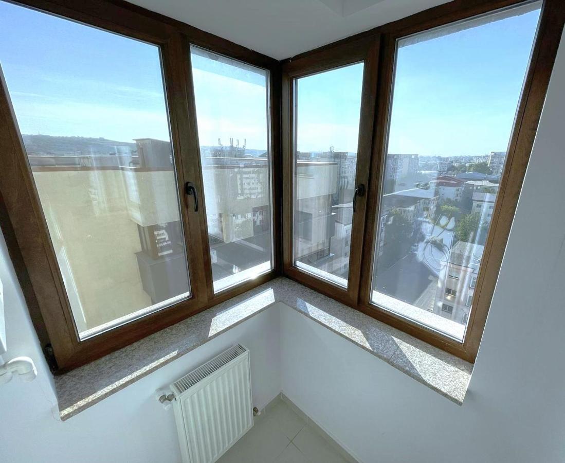 Taste Of Iasi - Two Room Apartment - Central - Sunset Touch Exterior foto